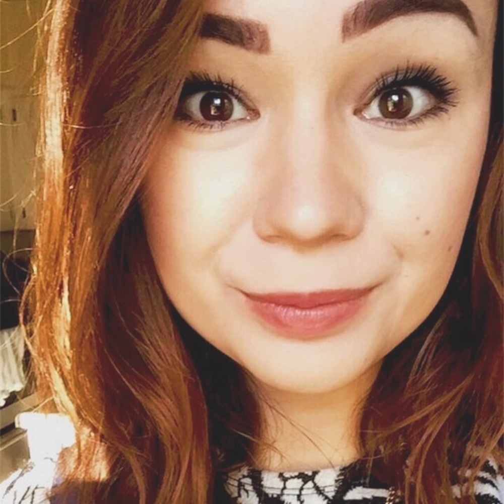 Meet your Posher, Corrie